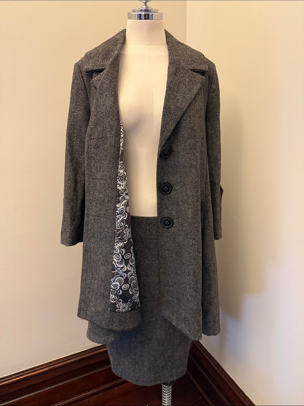 CAbi Gray Three-Button Wool-Blend Blazer Coat